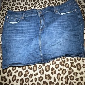 Torrid size 26 denim skirt